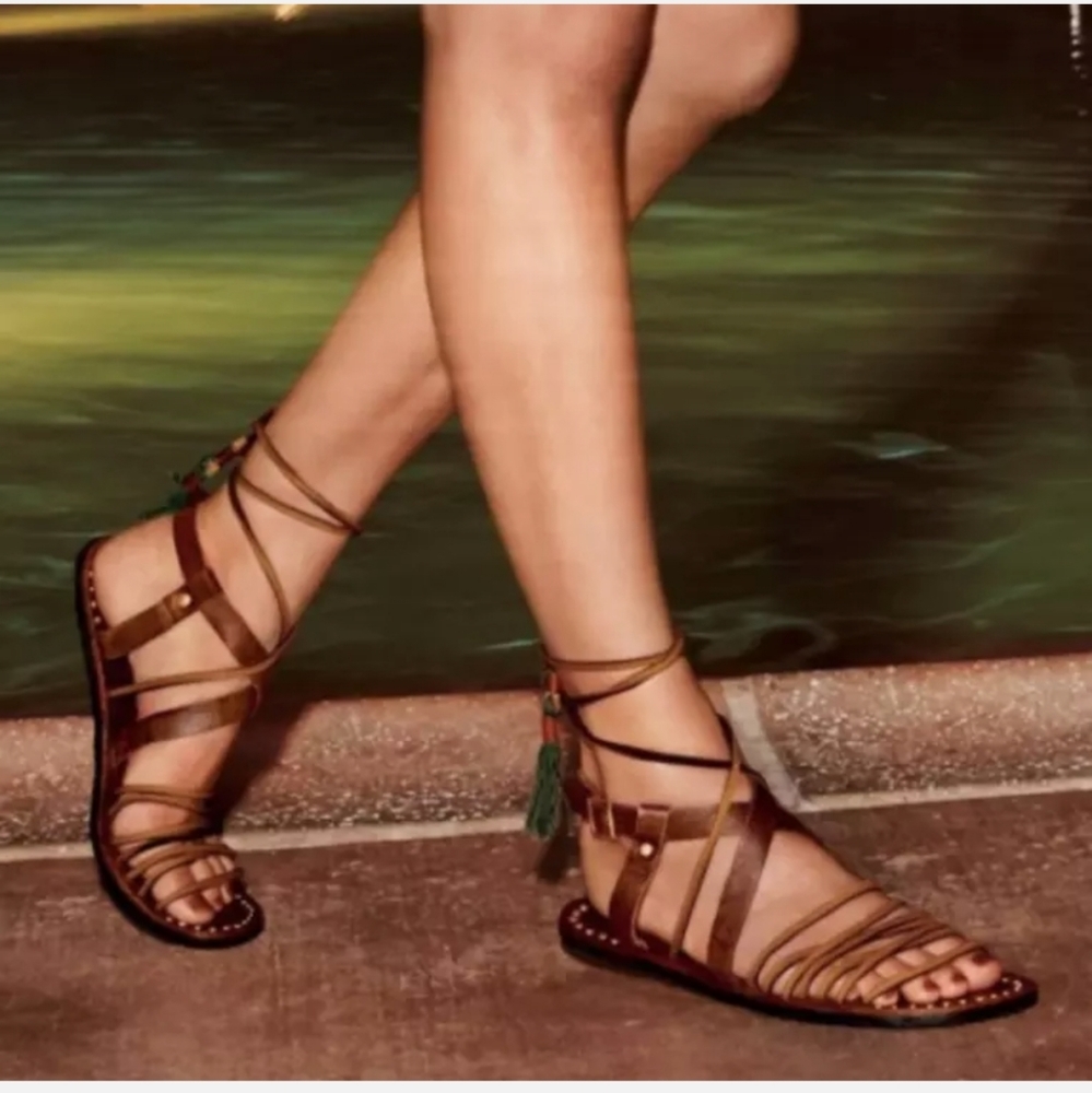 Free People Willow Tassle Wrap Around Gladiator  brown leather sandals size 36